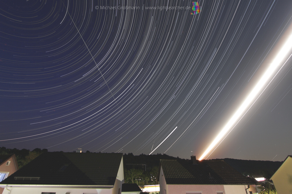 Strichspuren von Mond, Mars, Sternen und Starlink | 09.08.2020