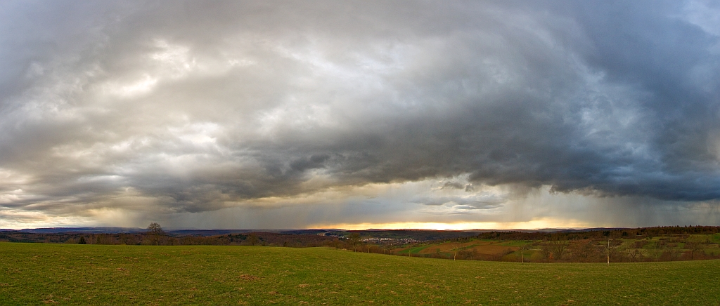 Regenfront 12.04.2013