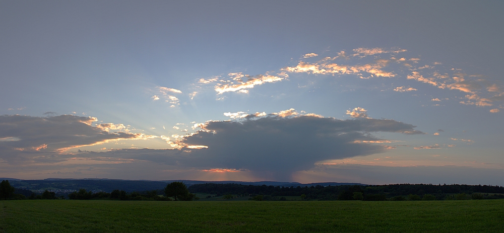 Regenschauer ber Karlsruhe 19.06.2010