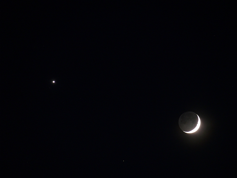 Venus und Mond mit Erdschein 19.05.2007