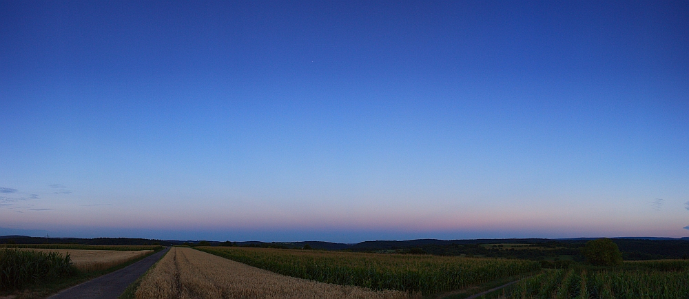 Erdschatten Panorama 31.07.2010