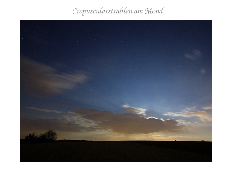 Crepuscularstrahlen am Mond 08.03.2012