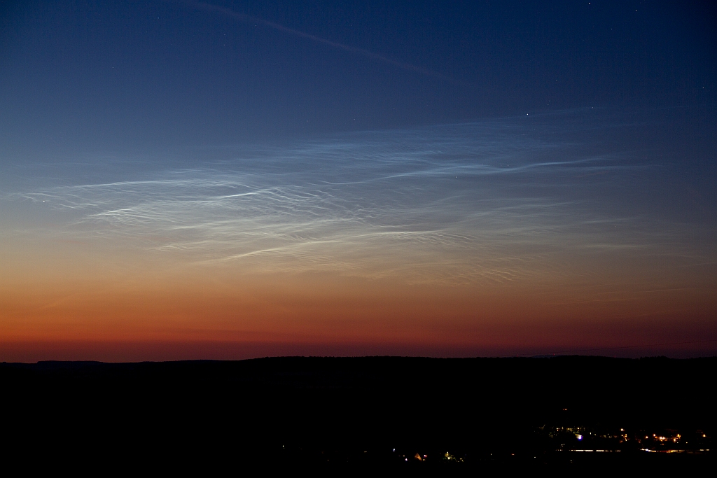 Leuchtende Nachtwolken (NLC) 03.07.2014